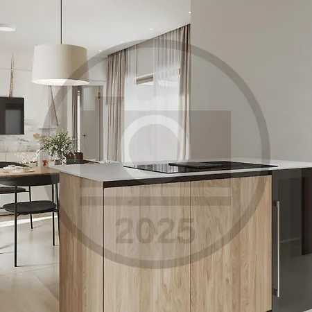 Beautiful Home In Tar בית נופש *