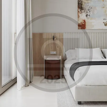 Beautiful Home In Tar * פורץ